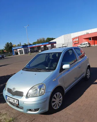 mazowieckie Toyota Yaris cena 3200 przebieg: 186000, rok produkcji 2003 z Wrocław